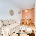 Superbe En Rdc Proche Marche Central Apartamento