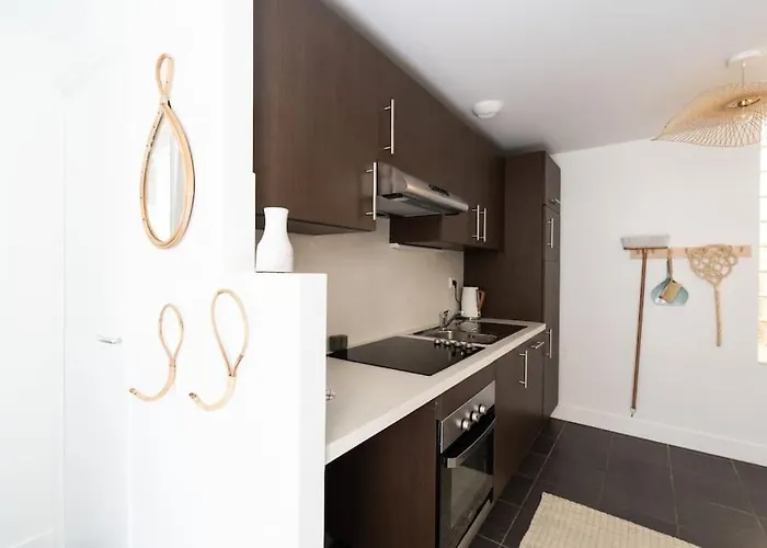 Superbe En Rdc Proche Marche Central * La Rochelle (Charente-Maritime)