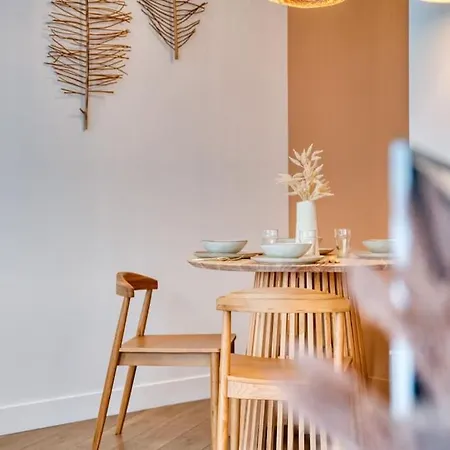 Apartment Superbe En Rdc Proche Marche Central *