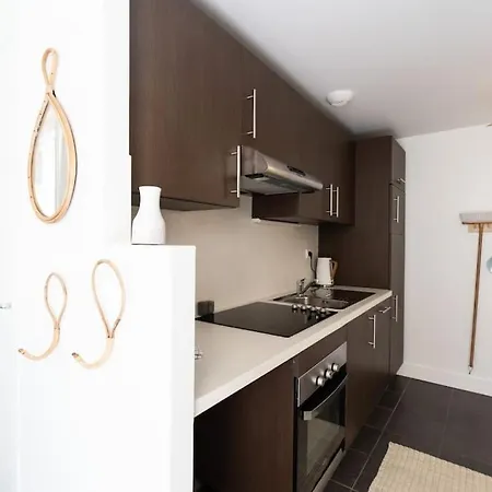 Superbe En Rdc Proche Marche Central * La Rochelle (Charente-Maritime)